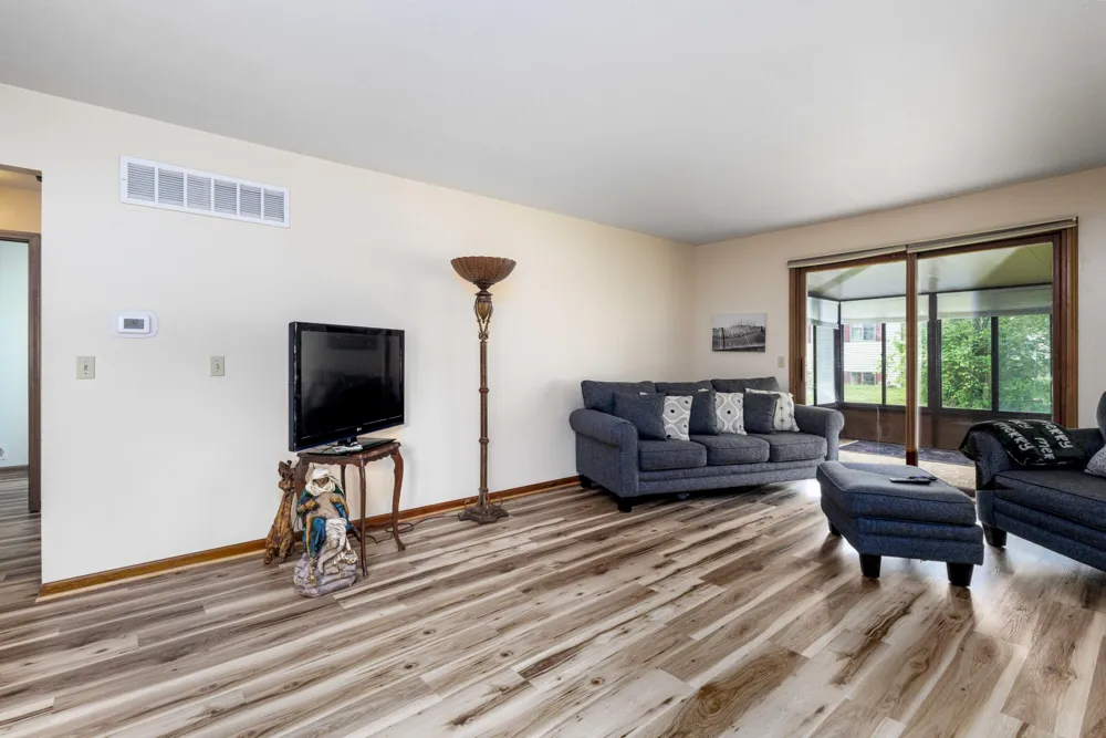 11279 Whispering Creek Drive Allendale Charter Township, MI 49401