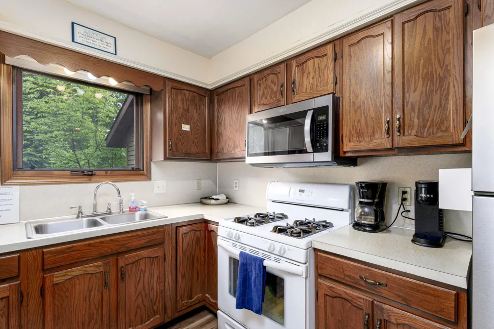 11279 Whispering Creek Drive Allendale Charter Township, MI 49401