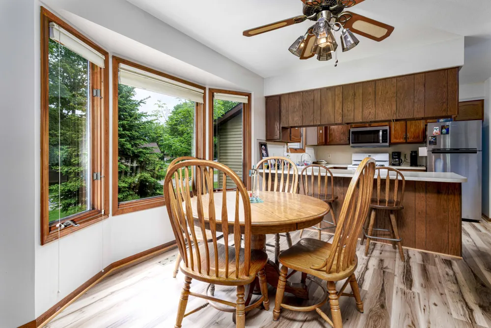 11279 Whispering Creek Drive Allendale Charter Township, MI 49401