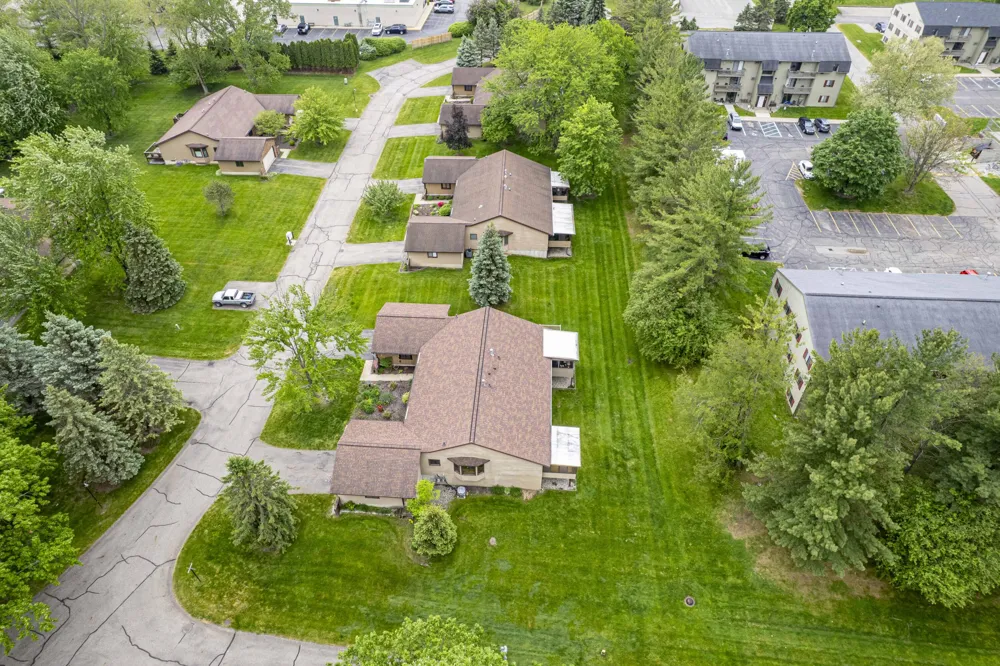 11279 Whispering Creek Drive Allendale Charter Township, MI 49401