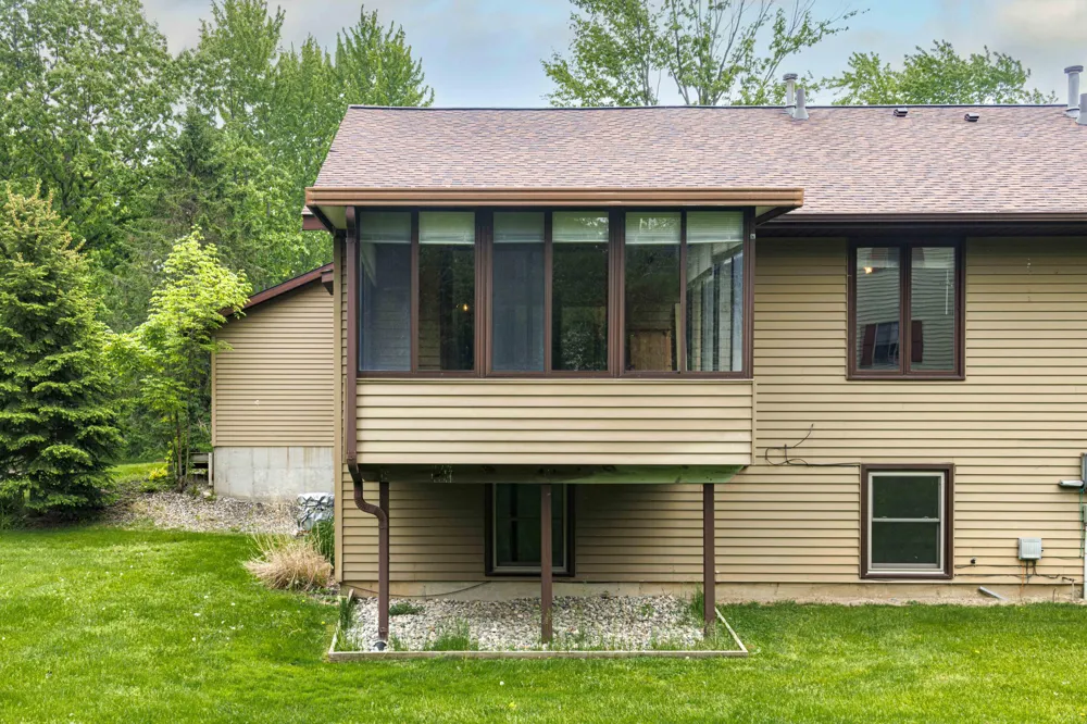 11279 Whispering Creek Drive Allendale Charter Township, MI 49401
