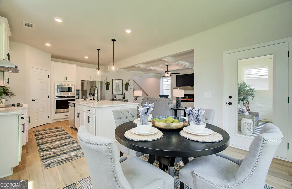 64 Avian WAY Auburn, GA 30011