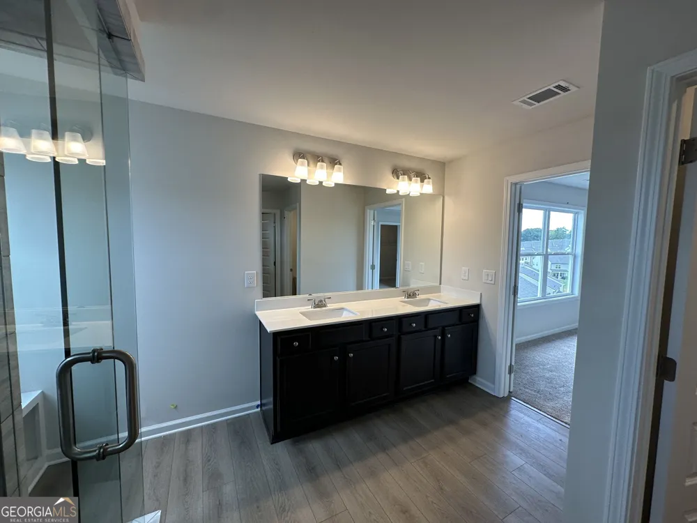 64 Avian WAY Auburn, GA 30011