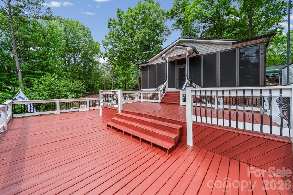 278/280 Lake Tillery Trail Mount Gilead, NC 27306