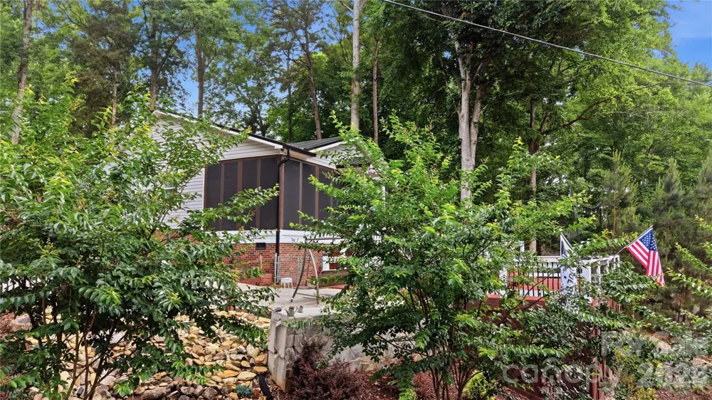 278/280 Lake Tillery Trail Mount Gilead, NC 27306