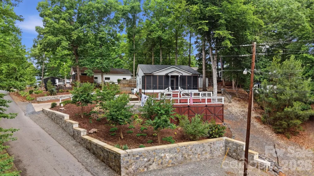 278/280 Lake Tillery Trail Mount Gilead, NC 27306