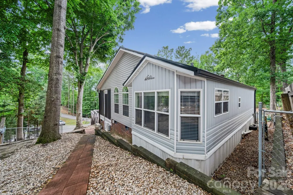 278/280 Lake Tillery Trail Mount Gilead, NC 27306