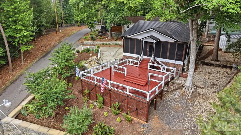 278/280 Lake Tillery Trail Mount Gilead, NC 27306