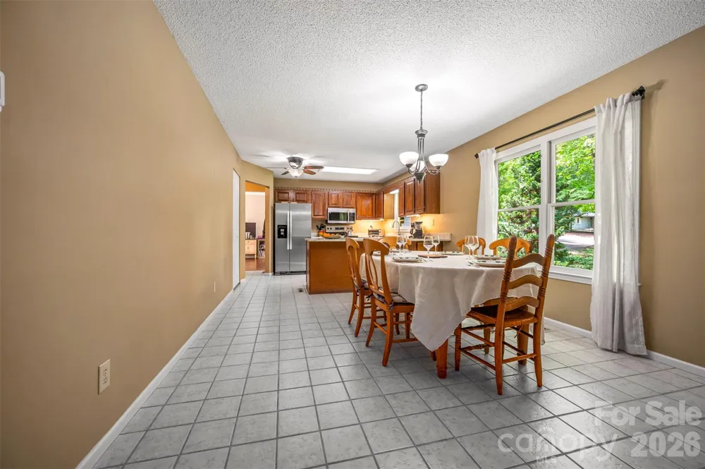 66 Oakwood Lane Columbus, NC 28722