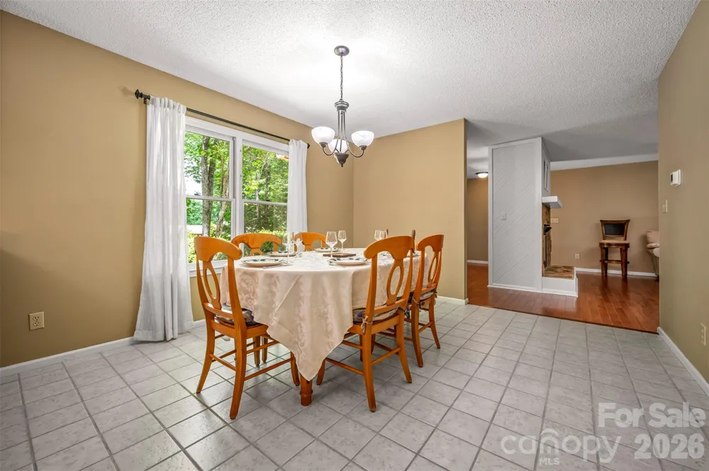66 Oakwood Lane Columbus, NC 28722