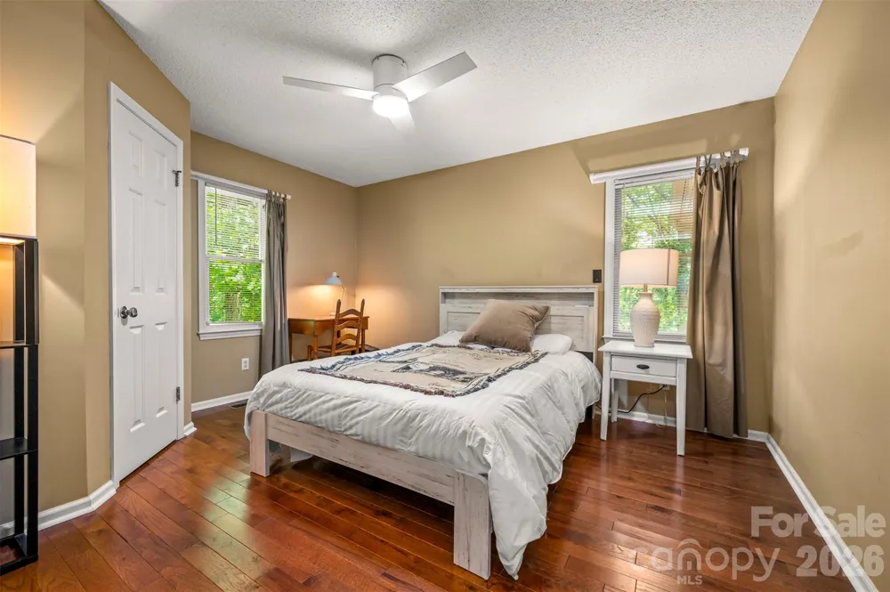 66 Oakwood Lane Columbus, NC 28722