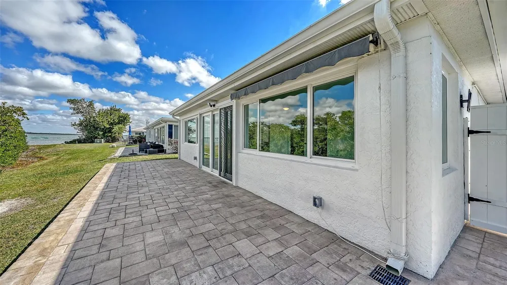 909 SPANISH DRIVE Longboat Key, FL 34228