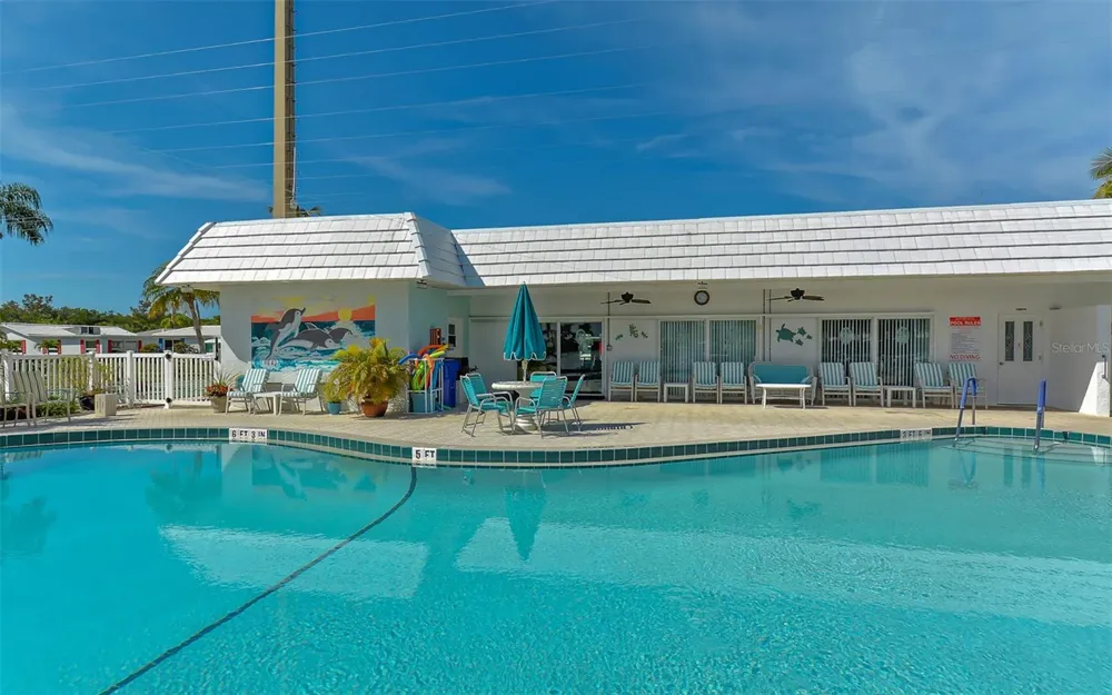 909 SPANISH DRIVE Longboat Key, FL 34228