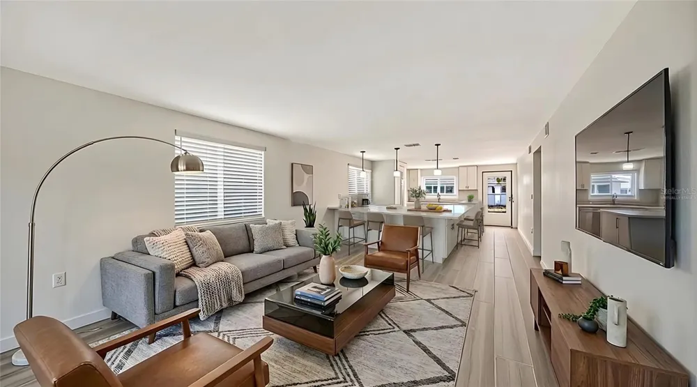 909 SPANISH DRIVE Longboat Key, FL 34228