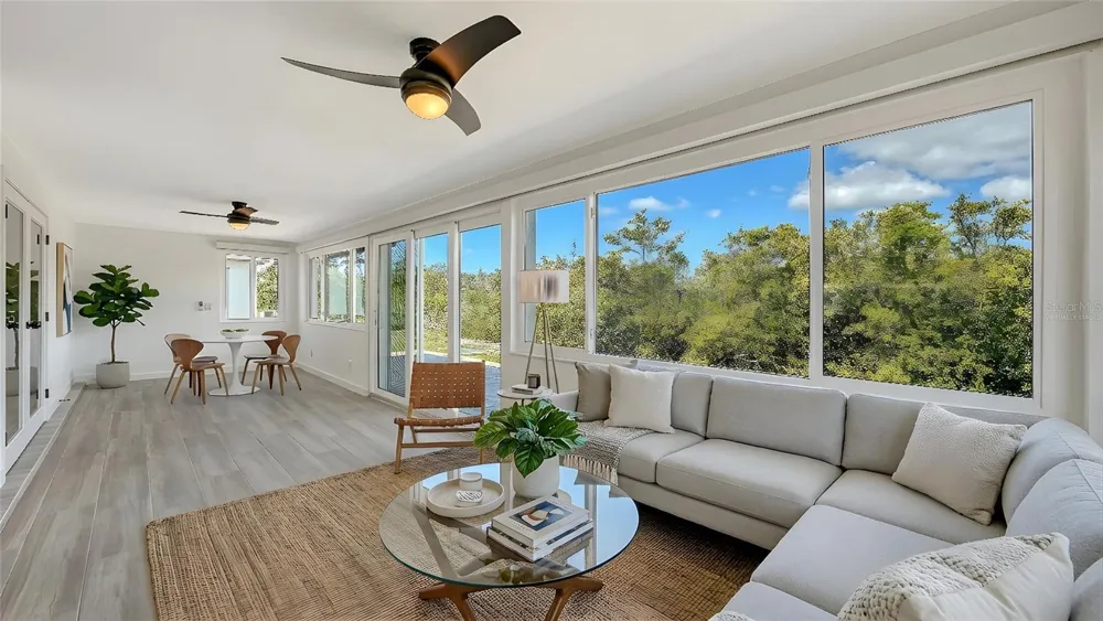 909 SPANISH DRIVE Longboat Key, FL 34228