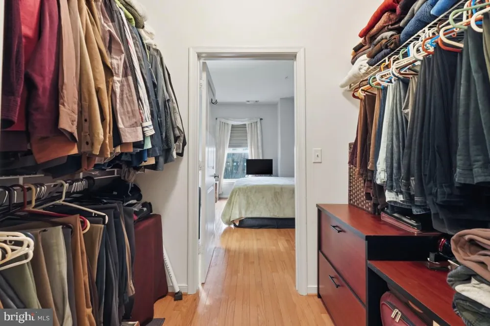 8045 NEWELL STREET #423 Silver Spring, MD 20910