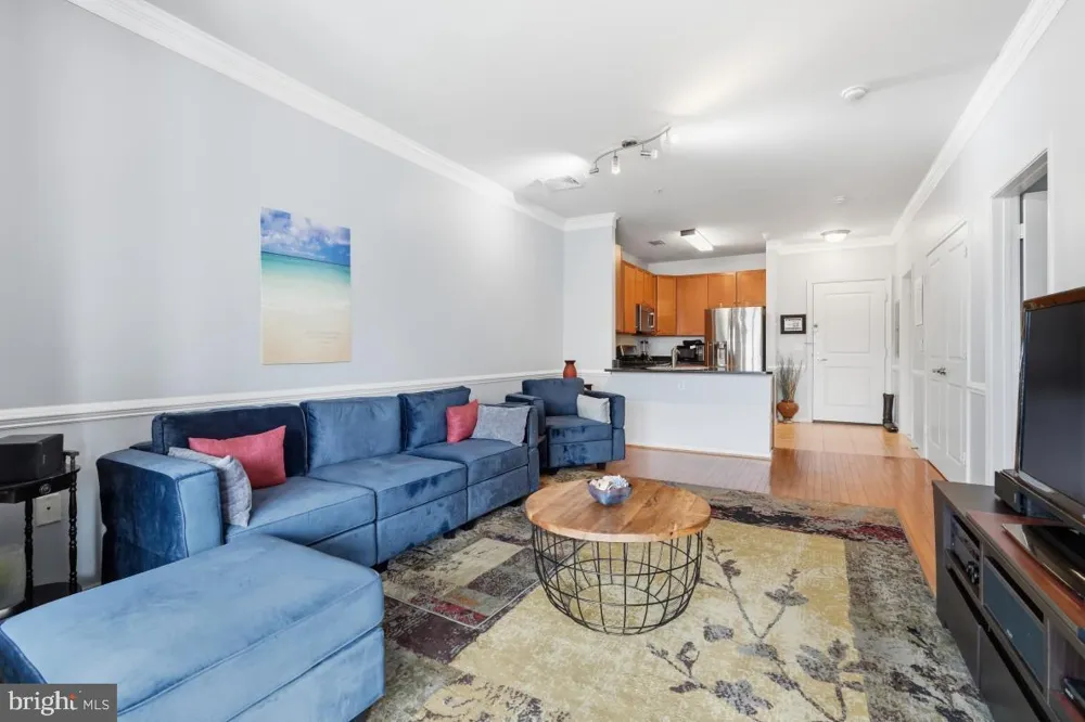 8045 NEWELL STREET #423 Silver Spring, MD 20910