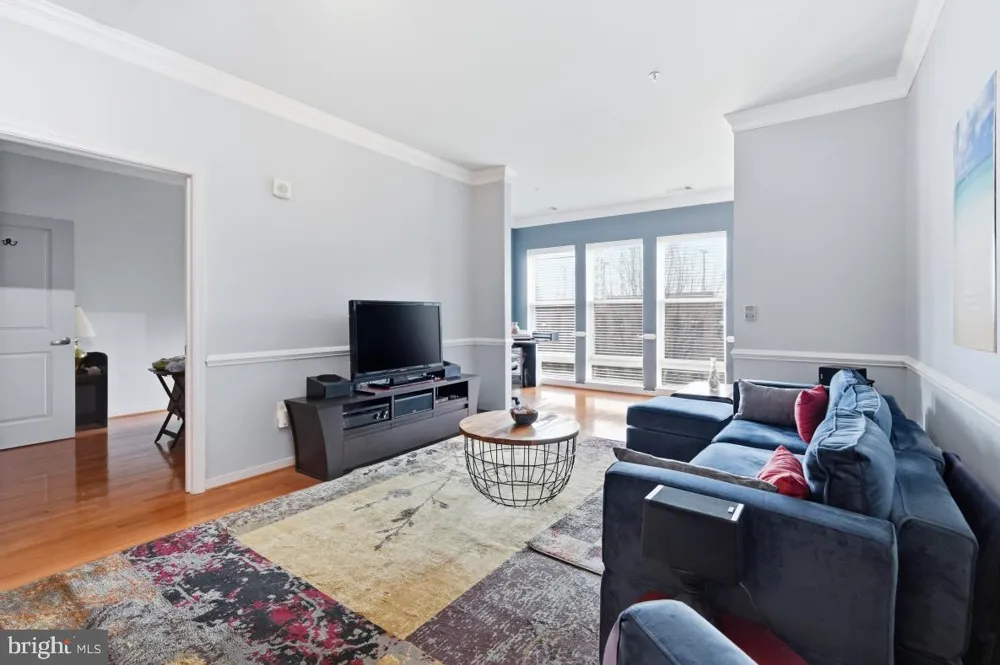 8045 NEWELL STREET #423 Silver Spring, MD 20910