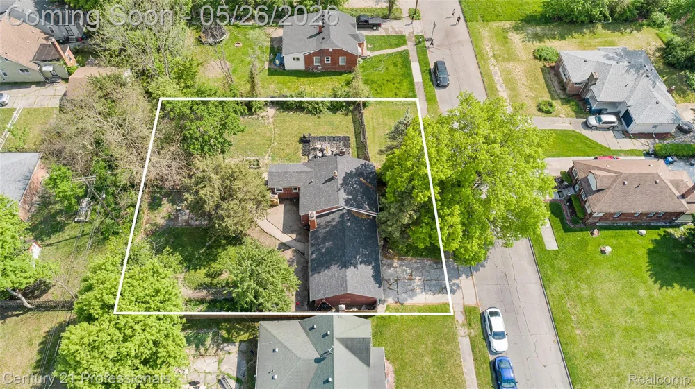 3231 Spruce Street Inkster City, MI 48141