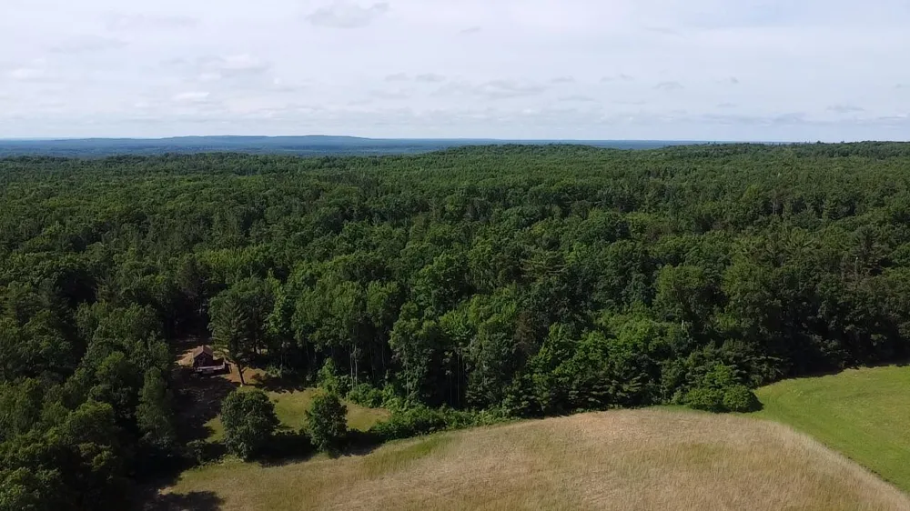 40 Coates Hwy. Brethren, MI 49619