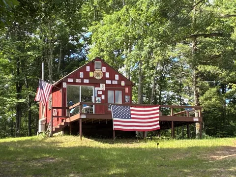 40 Coates Hwy.