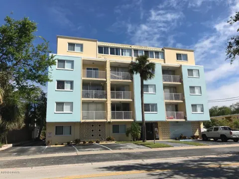 732 Halifax Avenue #403