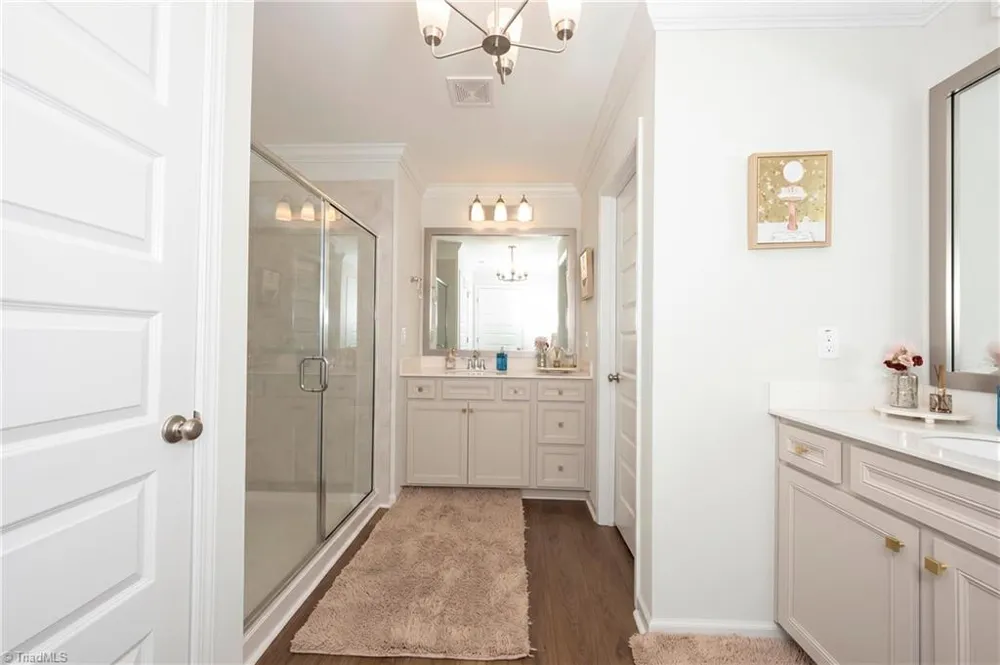 6249 Finch Meadow Court Clemmons, NC 27012