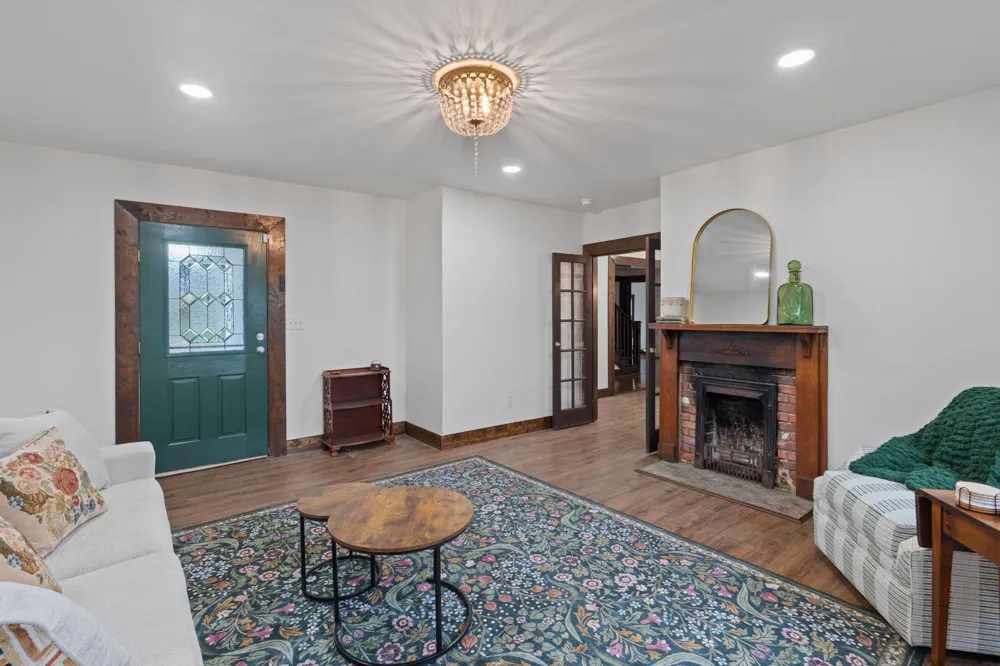 852 County Road 422 Englewood, TN 37329