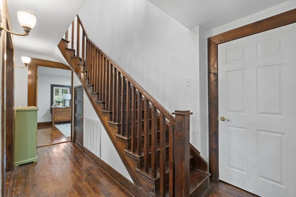 852 County Road 422 Englewood, TN 37329