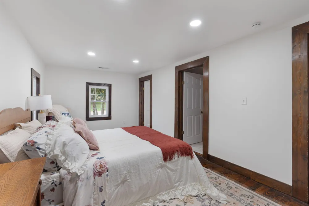 852 County Road 422 Englewood, TN 37329
