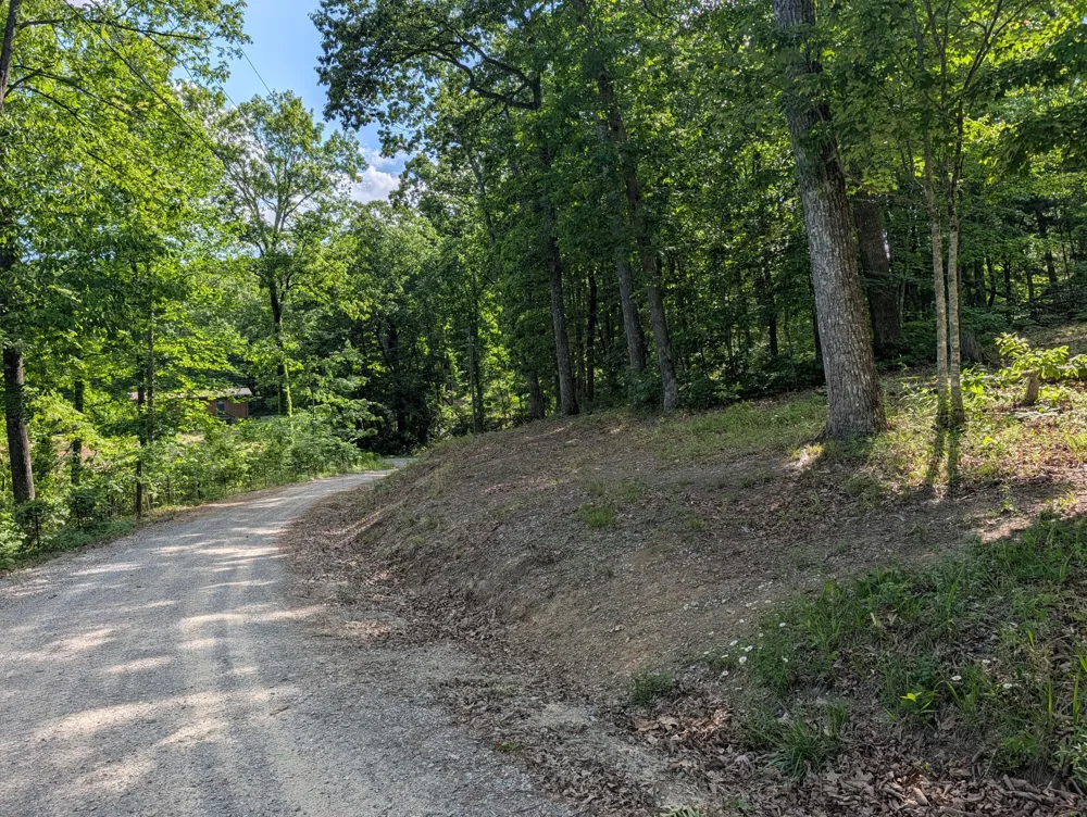 9495 Red Oak Lane Spring City, TN 37381