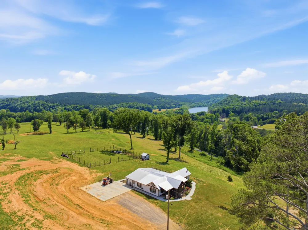 181 County Road 5 Calhoun, TN 37309