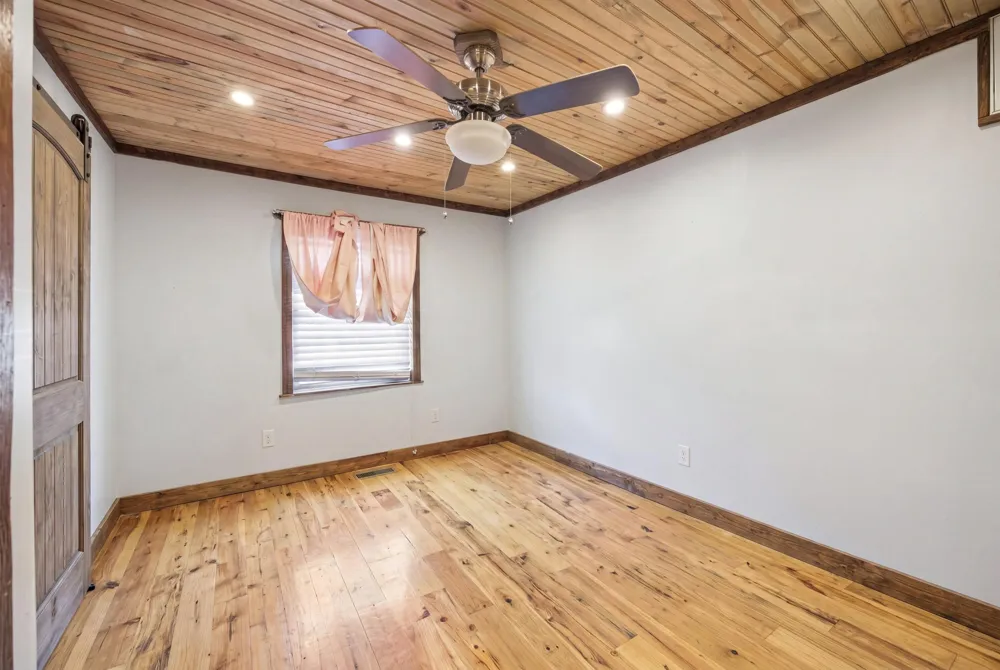 181 County Road 5 Calhoun, TN 37309