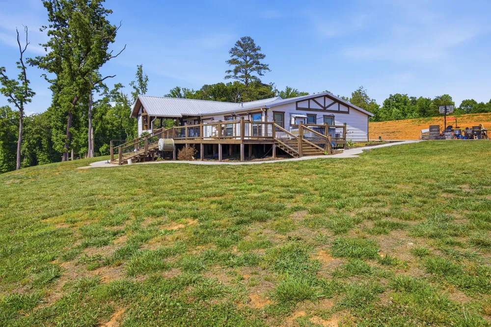 181 County Road 5 Calhoun, TN 37309