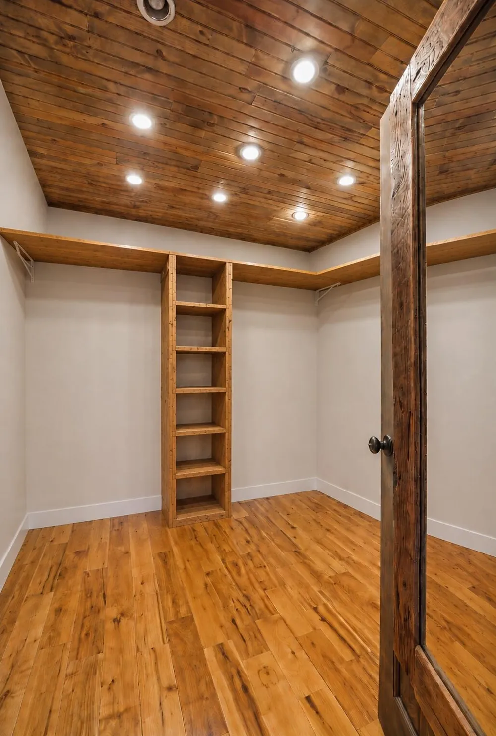 181 County Road 5 Calhoun, TN 37309