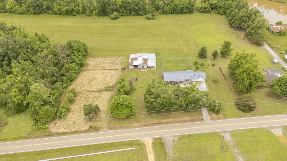 8809 Hwy 22 Michie, TN 38357