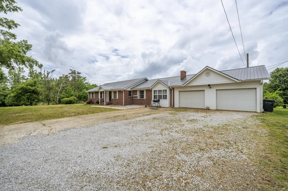 8809 Hwy 22 Michie, TN 38357
