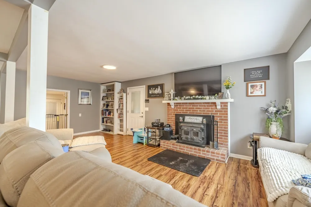8809 Hwy 22 Michie, TN 38357