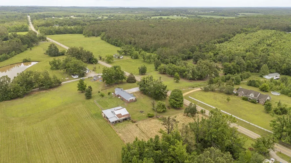 8809 Hwy 22 Michie, TN 38357