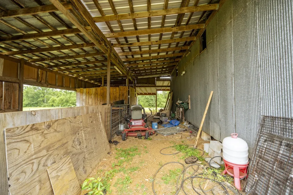 8809 Hwy 22 Michie, TN 38357