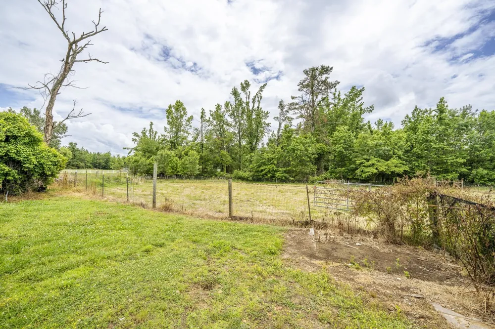 8809 Hwy 22 Michie, TN 38357