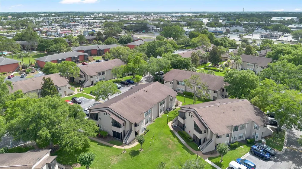 2923 ANTIQUE OAKS CIRCLE #34 Winter Park, FL 32792