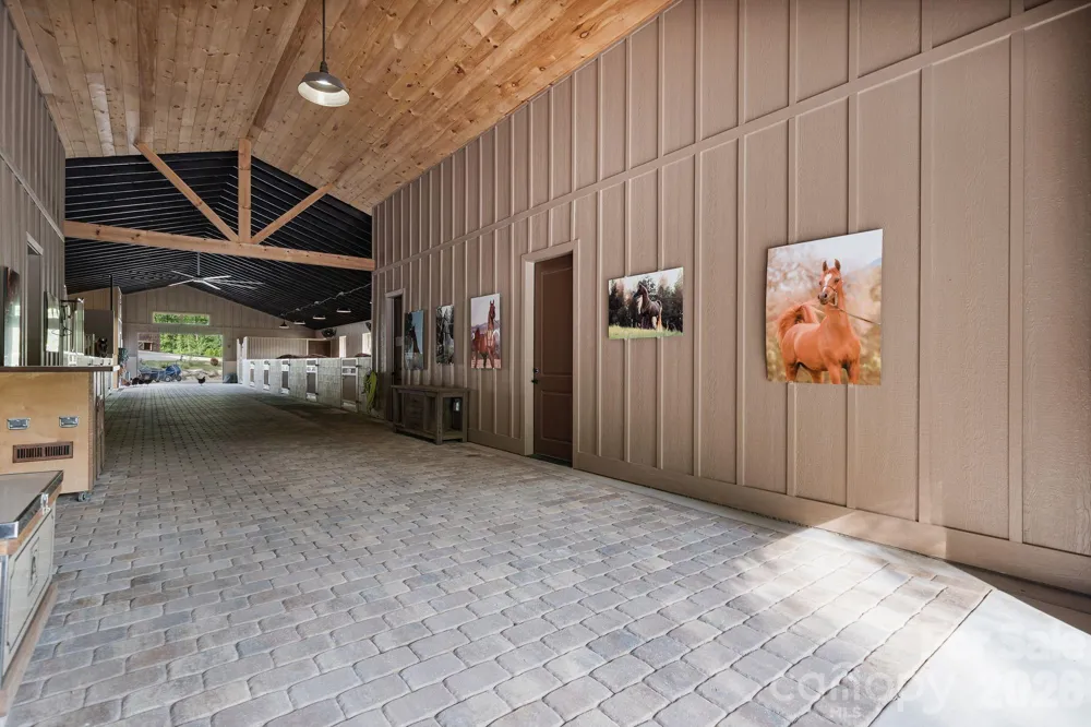 959 & 957 Dave Whitaker Road Horse Shoe, NC 28742
