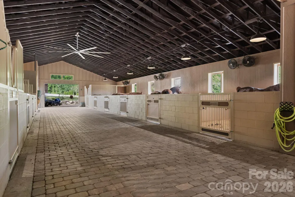 959 & 957 Dave Whitaker Road Horse Shoe, NC 28742