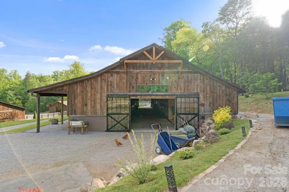 959 & 957 Dave Whitaker Road Horse Shoe, NC 28742