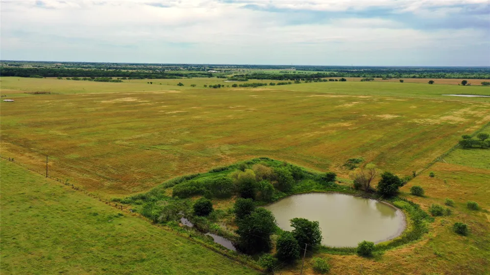 3341 FM 639 Frost, TX 76641