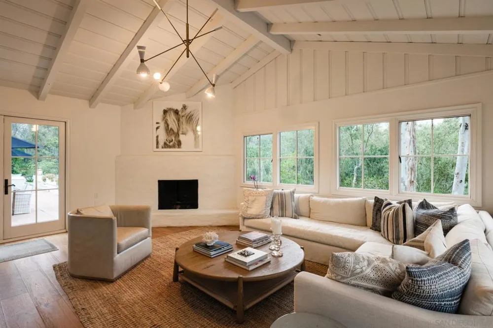 16134 Puerta Del Sol Rancho Santa Fe, CA 92067