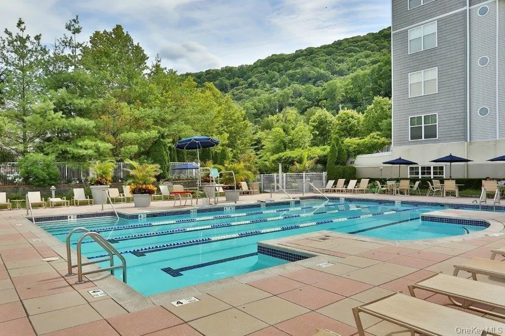 1310 Round Pointe Drive Haverstraw, NY 10927