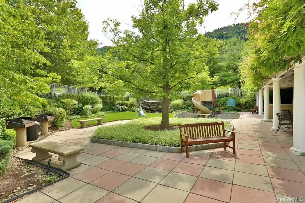 1310 Round Pointe Drive Haverstraw, NY 10927