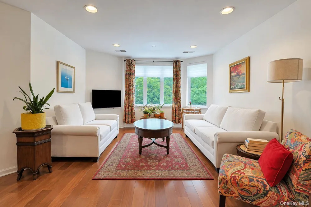 1310 Round Pointe Drive Haverstraw, NY 10927